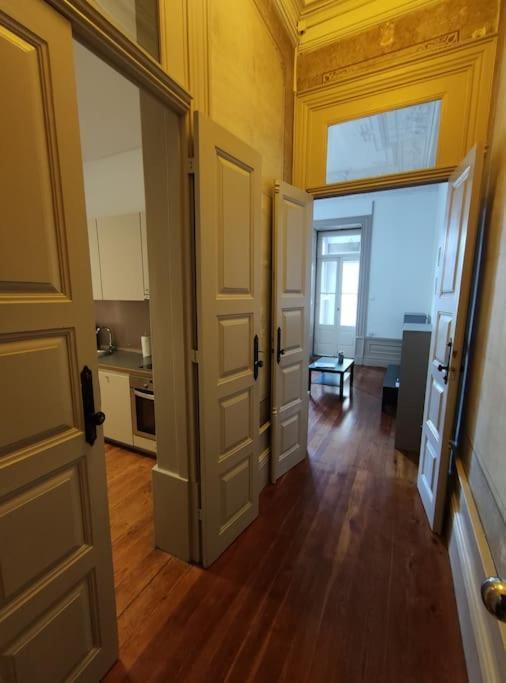 Alvares Cabral Apartamento C Apartment Porto Bagian luar foto